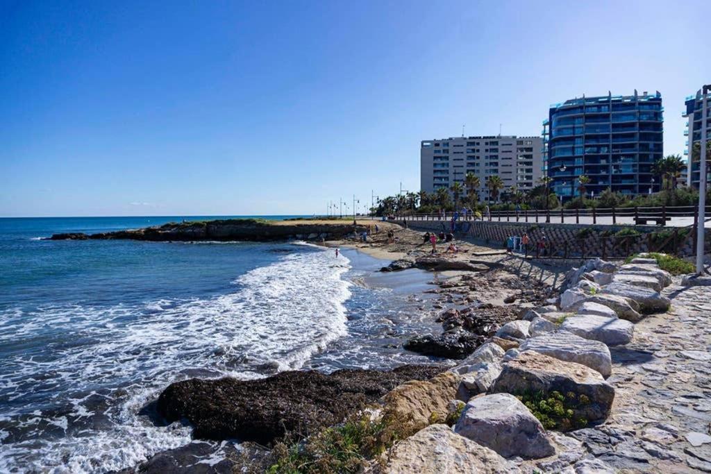 Fantastic Location - Ground Floor Apartment In Walking Distance To The Beach Torrevieja Exterior photo