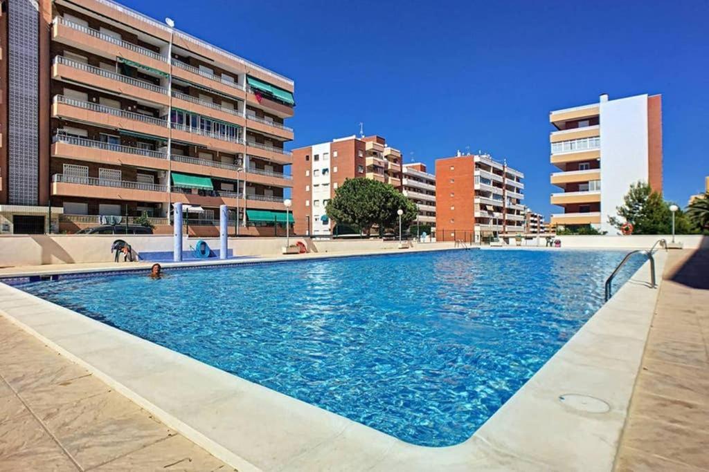 Fantastic Location - Ground Floor Apartment In Walking Distance To The Beach Torrevieja Exterior photo